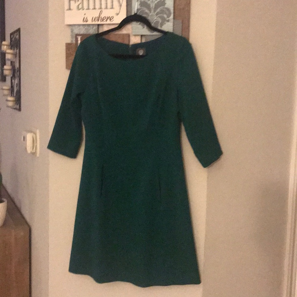 Elegant green dress